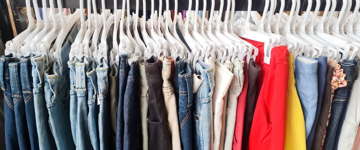 Ce qu'il se passe réellement lorsque vous donnez vos vêtements à une oeuvre de charité