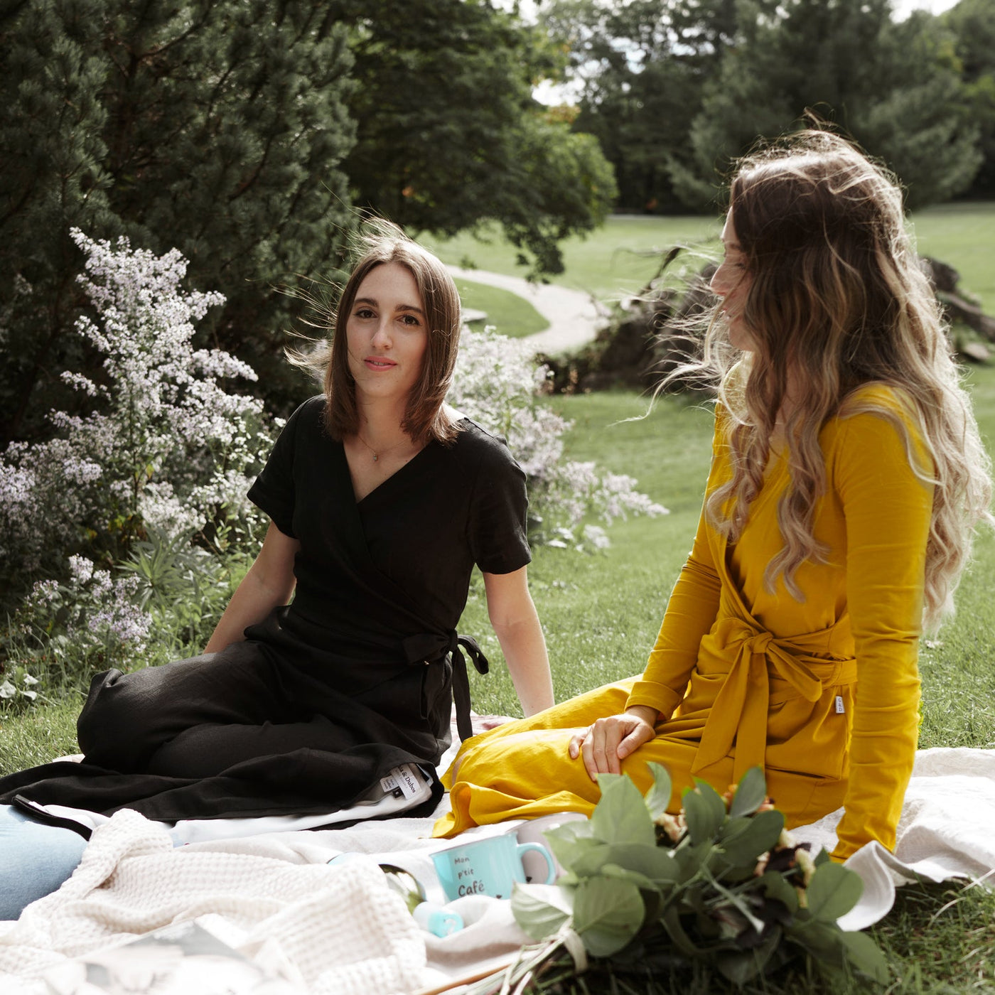 Boutique en ligne de vêtements pour femmes faits au Québec avec des tissus naturels véganes