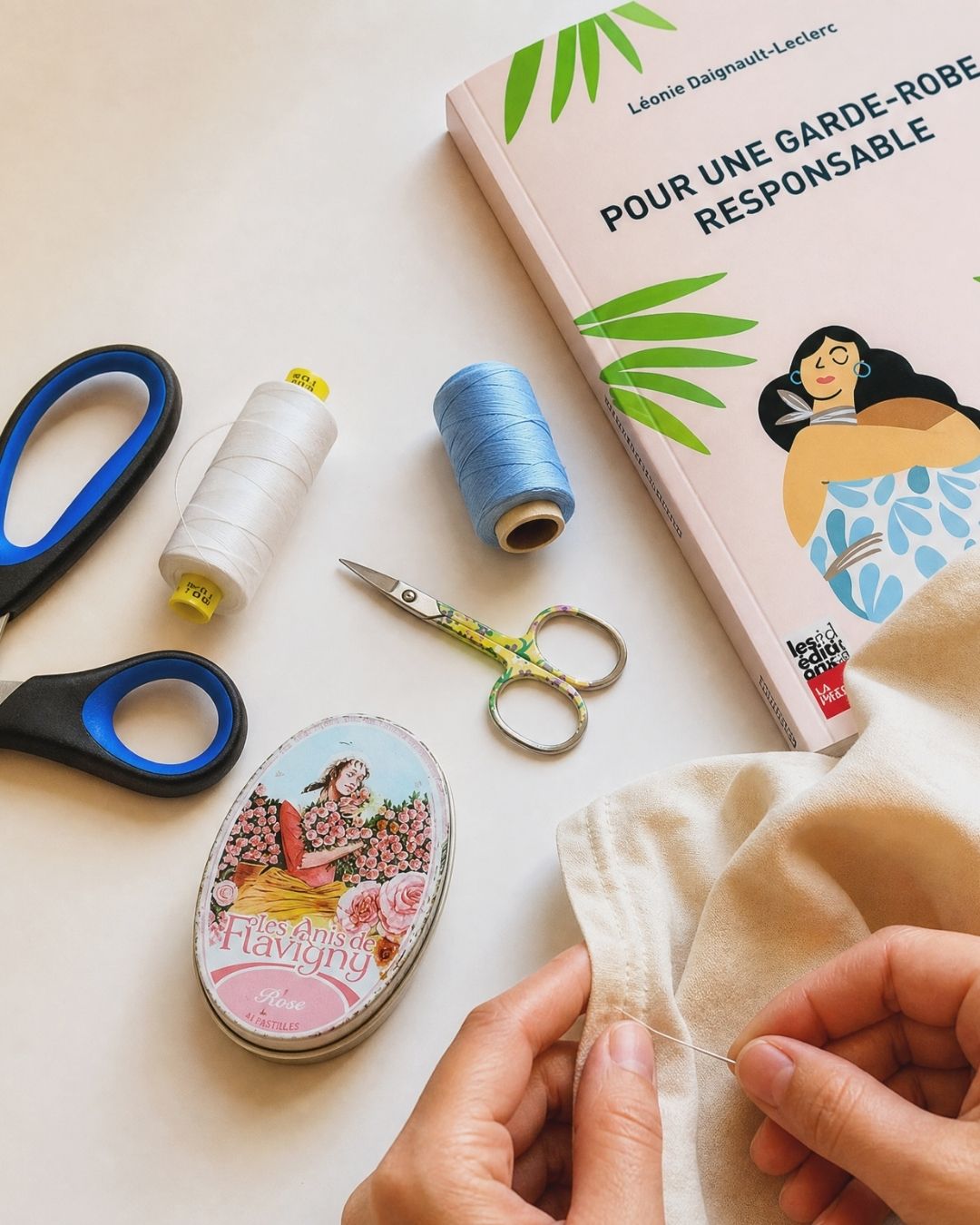 Cours de couture virtuels: Réparations à la main