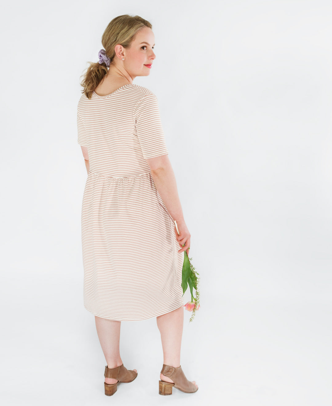 Robe Amande rayée en coton biologique faite au Québec