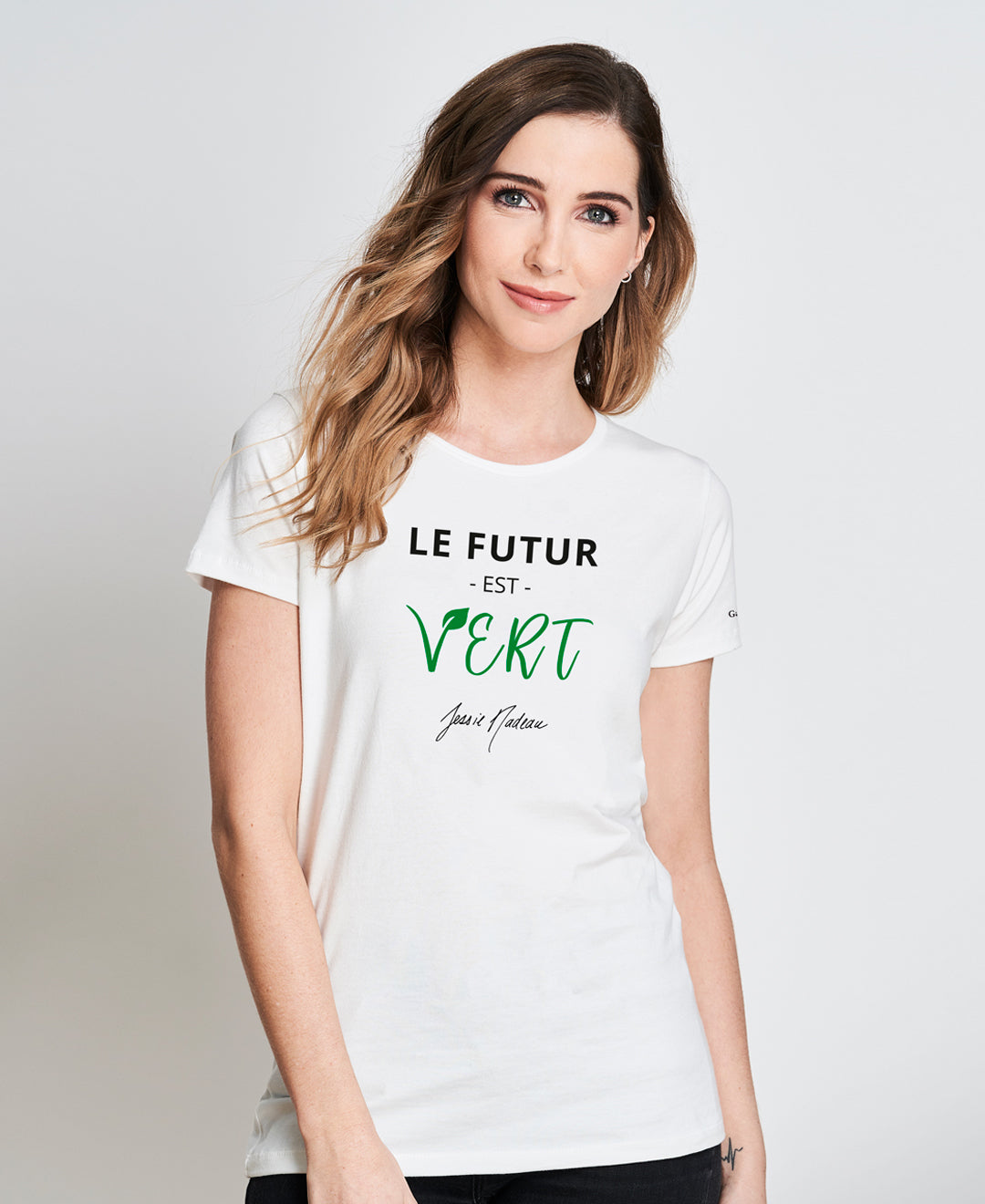 T-shirt fait au Québec en collabo avec Jessie Nadeau blanc
