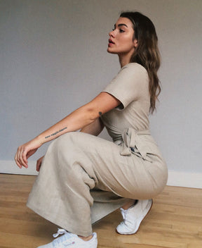 Jumpsuit ajustable fait au Québec en lin beige