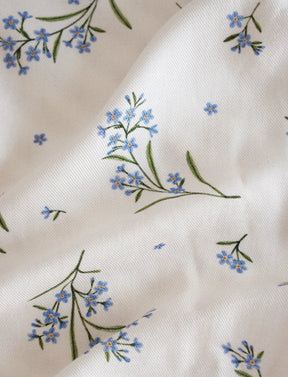 Vêtement en coton bio motif floral myosotis par Joannie Houle